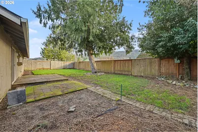 6887 B St, Springfield, OR 97478 - Photo 41