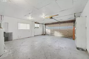 6887 B St, Springfield, OR 97478 - Photo 35