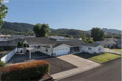 3317 W Normandy Ave, Roseburg, OR 97471 - Photo 43