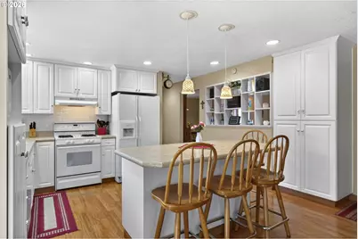3317 W Normandy Ave, Roseburg, OR 97471 - Photo 21