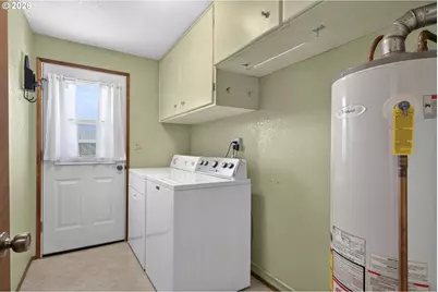 3317 W Normandy Ave, Roseburg, OR 97471 - Photo 19