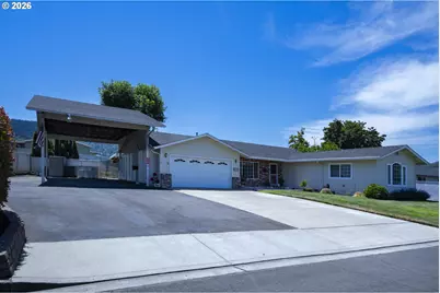 3317 W Normandy Ave, Roseburg, OR 97471 - Photo 41
