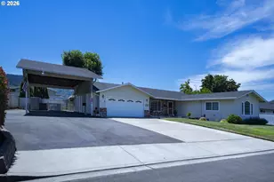3317 W Normandy Ave, Roseburg, OR 97471 - Photo 41