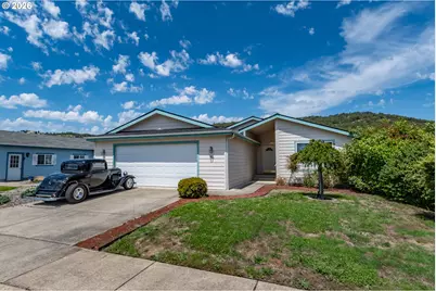 164 Jacob Hale Way, Roseburg, OR 97471 - Photo 1