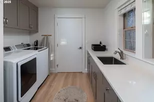 60486 Seventh Mountain Dr, Bend, OR 97702 - Photo 25