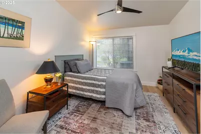 60486 Seventh Mountain Dr, Bend, OR 97702 - Photo 11