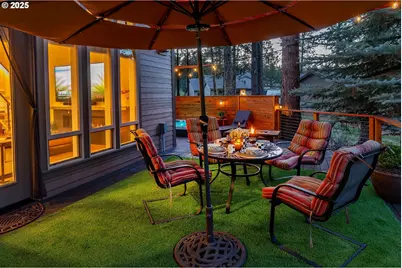 60486 Seventh Mountain Dr, Bend, OR 97702 - Photo 21