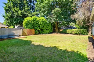 5812 N Syracuse St, Portland, OR 97203 - Photo 37