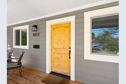 5812 N Syracuse St, Portland, OR 97203 - Photo 3