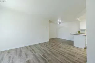 650 Harlow Rd, Springfield, OR 97477 - Photo 11