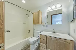 650 Harlow Rd, Springfield, OR 97477 - Photo 35