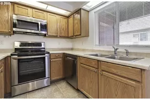 1470 SE Walnut St, Hillsboro, OR 97123 - Photo 7