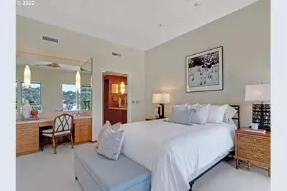 1221 SW 10th Ave #1804, Portland, OR 97205 - Photo 17