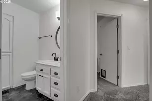 16610 SE Harold Ave, Milwaukie, OR 97267 - Photo 23