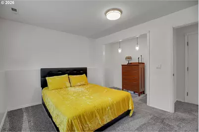 16610 SE Harold Ave, Milwaukie, OR 97267 - Photo 37