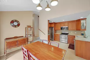 1010 Well St, Silverton, OR 97381 - Photo 19