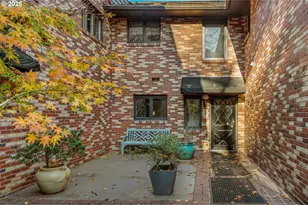 2425 SW 19th Ave, Portland, OR 97201 - Photo 25