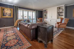 2425 SW 19th Ave, Portland, OR 97201 - Photo 5