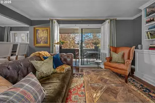 2425 SW 19th Ave, Portland, OR 97201 - Photo 5