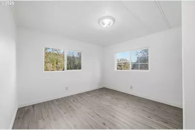 39465 Little Fall Creek Rd, Fall Creek, OR 97438 - Photo 21