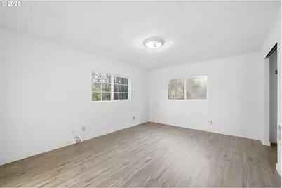 39465 Little Fall Creek Rd, Fall Creek, OR 97438 - Photo 17