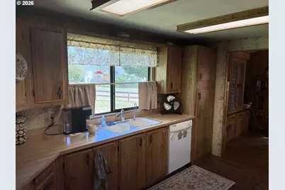 72789 Shoestring Rd, Cottage Grove, OR 97424 - Photo 11