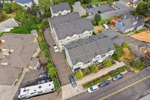 11367 SW Capitol Hwy, Portland, OR 97219 - Photo 27