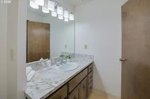 5825 SW Spruce Ave, Beaverton, OR 97005 - Photo 19