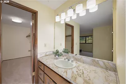 5825 SW Spruce Ave, Beaverton, OR 97005 - Photo 17
