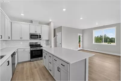 16699 SW Noosa Ct, Tigard, OR 97224 - Photo 7