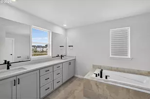 16699 SW Noosa Ct, Tigard, OR 97224 - Photo 15