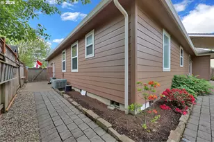 1820 Yew Ct, Junction City, OR 97448 - Photo 39