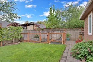 1820 Yew Ct, Junction City, OR 97448 - Photo 29