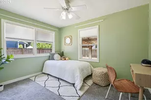 226 NE 157th Ave, Portland, OR 97230 - Photo 15