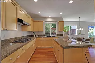 13556 NW Payne Dr, Portland, OR 97229 - Photo 9