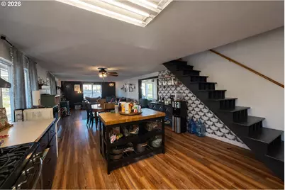 1203 Oak St, Amity, OR 97101 - Photo 5