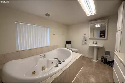 1203 Oak St, Amity, OR 97101 - Photo 15