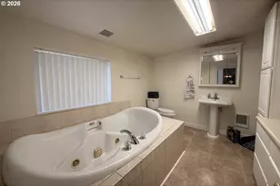 1203 Oak St, Amity, OR 97101 - Photo 15