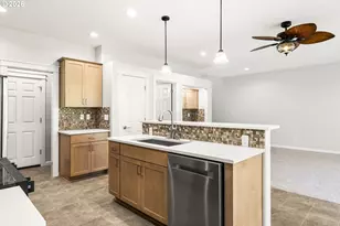 21847 NE Heartwood Cir, Fairview, OR 97024 - Photo 7