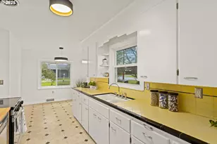 2712 NE 111th Dr, Portland, OR 97220 - Photo 7