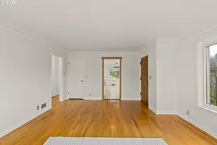 2712 NE 111th Dr, Portland, OR 97220 - Photo 5