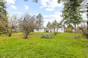 2712 NE 111th Dr, Portland, OR 97220 - Photo 33