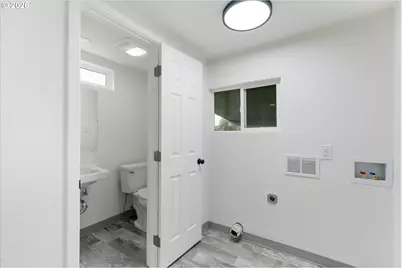 310 Cypress St, Longview, WA 98632 - Photo 13