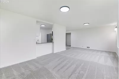 310 Cypress St, Longview, WA 98632 - Photo 3