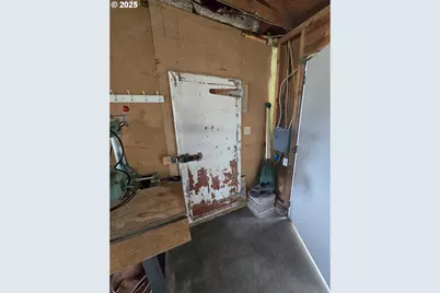 407 Residence St, Enterprise, OR 97828 - Photo 17