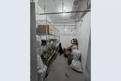 407 Residence St, Enterprise, OR 97828 - Photo 9