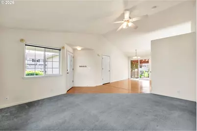245 S 2nd St, Creswell, OR 97426 - Photo 7