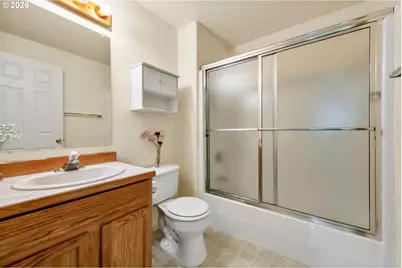 245 S 2nd St, Creswell, OR 97426 - Photo 19