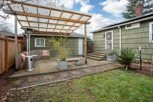 9020 SE Duke St, Portland, OR 97266 - Photo 31