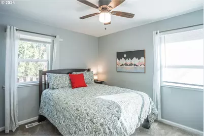 9020 SE Duke St, Portland, OR 97266 - Photo 19